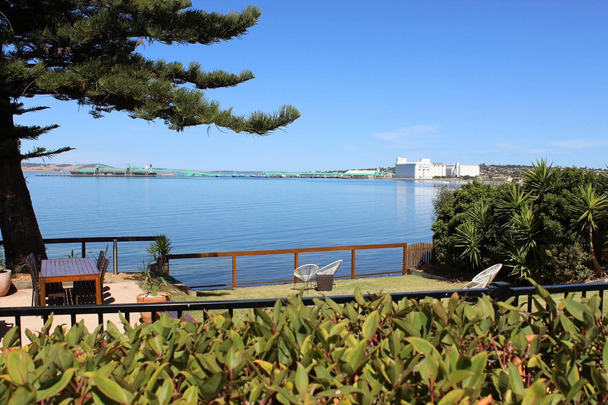 Bay 10 - Suites And Apartments Port Lincoln Dış mekan fotoğraf