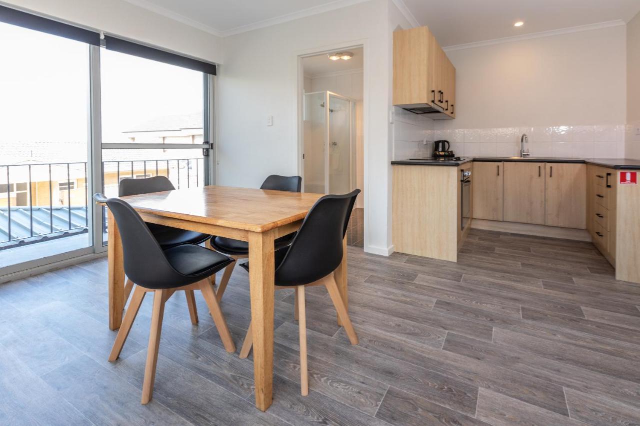 Bay 10 - Suites And Apartments Port Lincoln Dış mekan fotoğraf